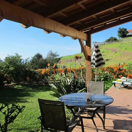 Blooming Botanic Vakantiehuis Estreito Da Calheta