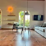 Blooming Botanic Estreito da Calheta