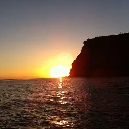 Blooming Botanic Vakantiehuis Estreito Da Calheta