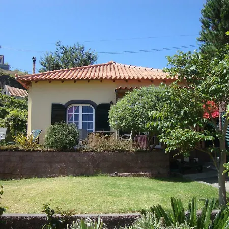 Blooming Botanic * Estreito Da Calheta