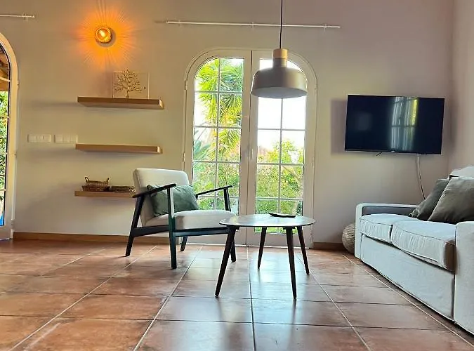 Blooming Botanic Estreito Da Calheta